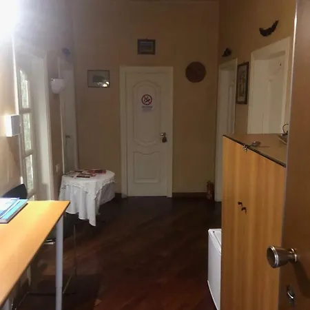 Bed & Breakfast Stazione Motorhome 3*