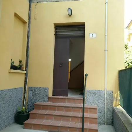 Bed & Breakfast Stazione Motorhome Bologna
