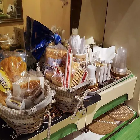 Bed & Breakfast Stazione Motorhome 3*