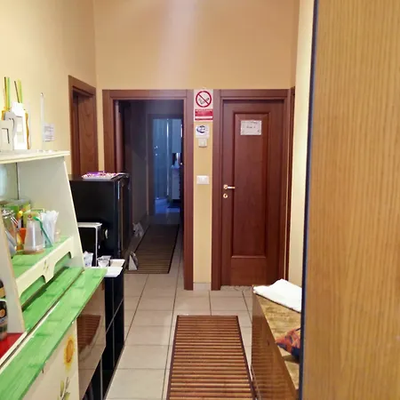 Bed & Breakfast Stazione Motorhome Bologna