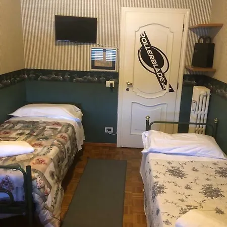 Alojamento de Acomodação e Pequeno-almoço Stazione Motorhome Bolonha