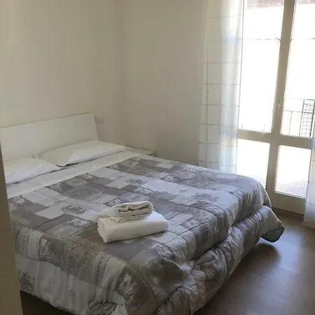 Stazione Motorhome Alojamento de Acomodação e Pequeno-almoço Bolonha